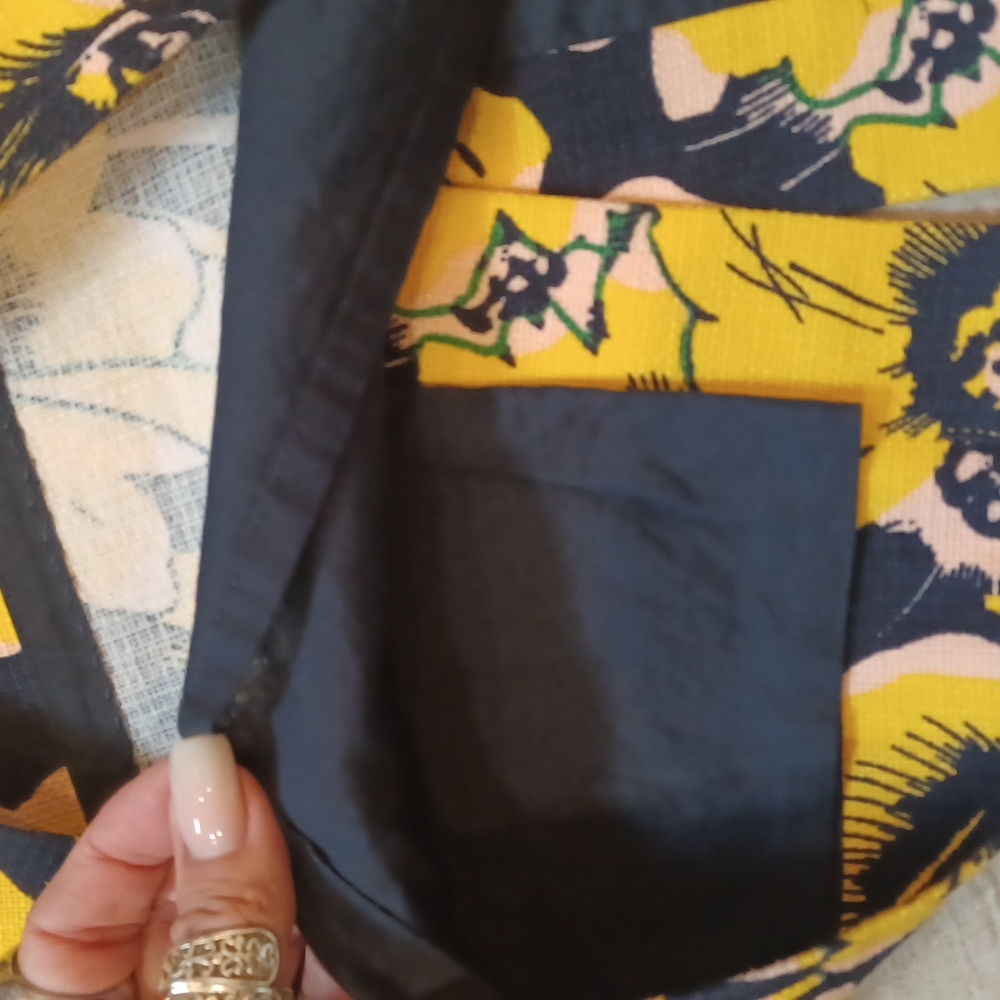Beautiful J. Crew Floral Pencil Skirt - Picture 4 of 6